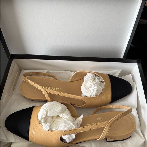 SLINGBACKS - Picture 4 of 8